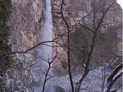 413-wasserfall-salurn
